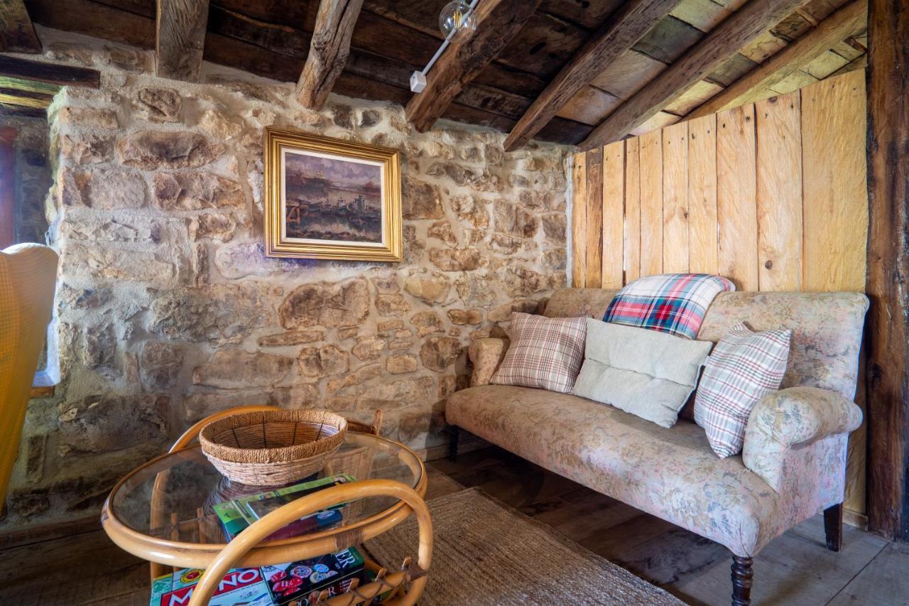 Vivienda Pasiega Lo Lucas 1920 San Roque de Ríomiera Exterior foto